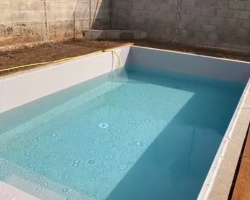 Pose de revêtement PVC armé pour piscine